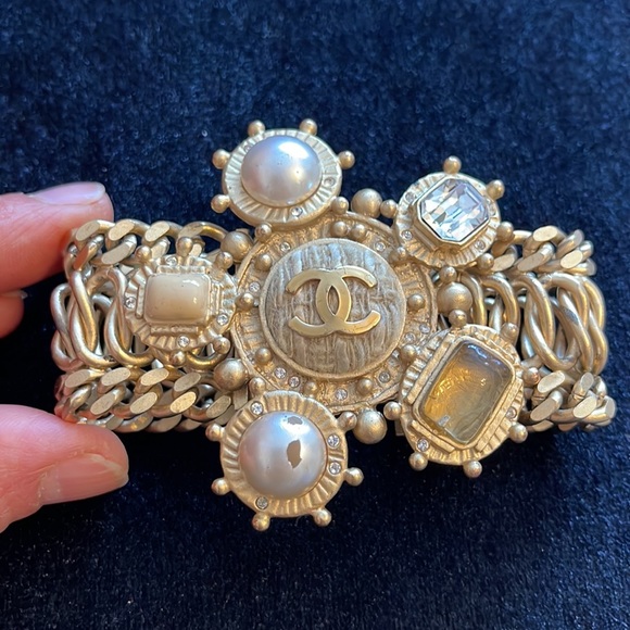 Chanel vintage logo  jewel chain link cuff bracelet - Picture 14 of 14